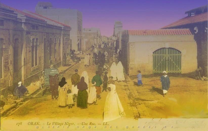 CA a- 035- Village negre.jpg
